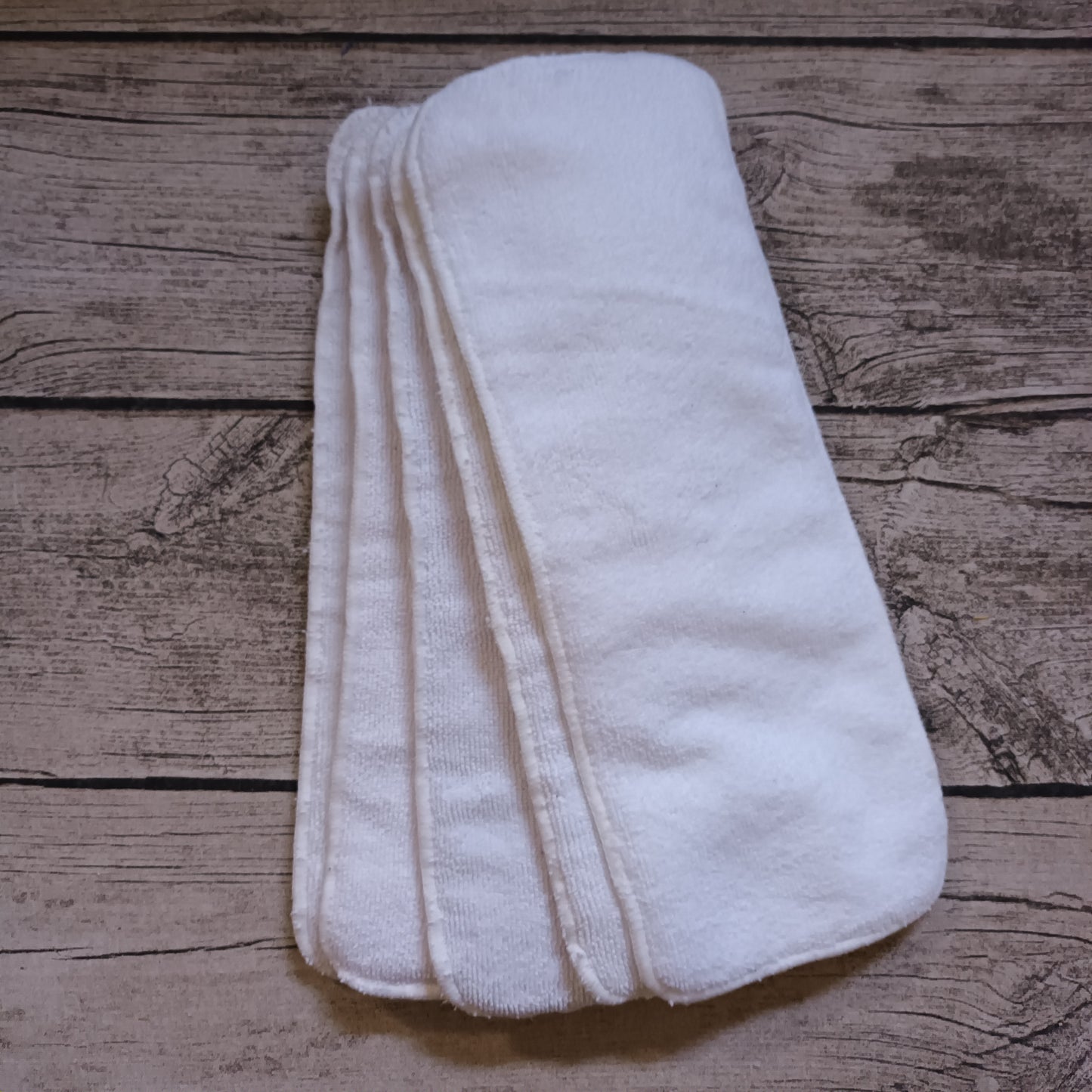 Kirppis: Eri merkkejä - Mikrokuituimu (OneSize) - valkoinen