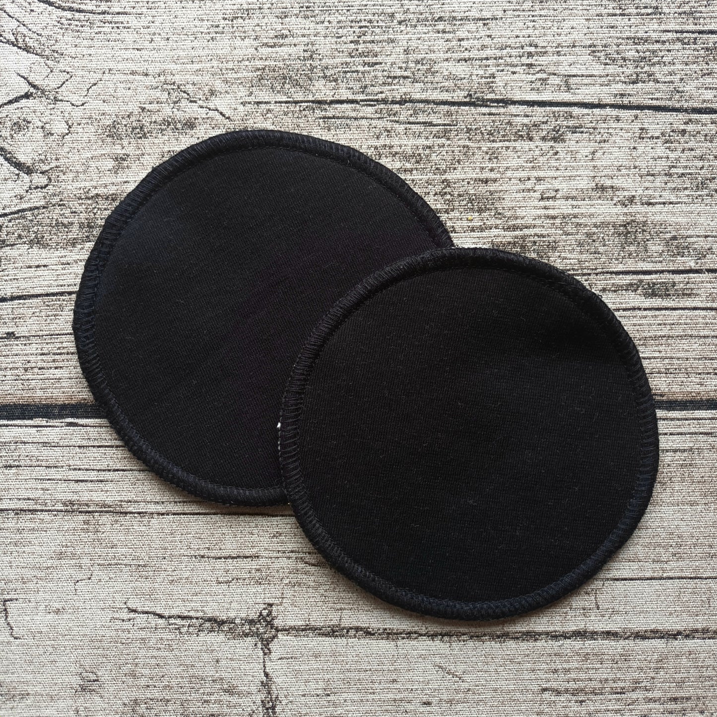 Kestoliivinsuojat - Musta, useita vaihtoehtoja