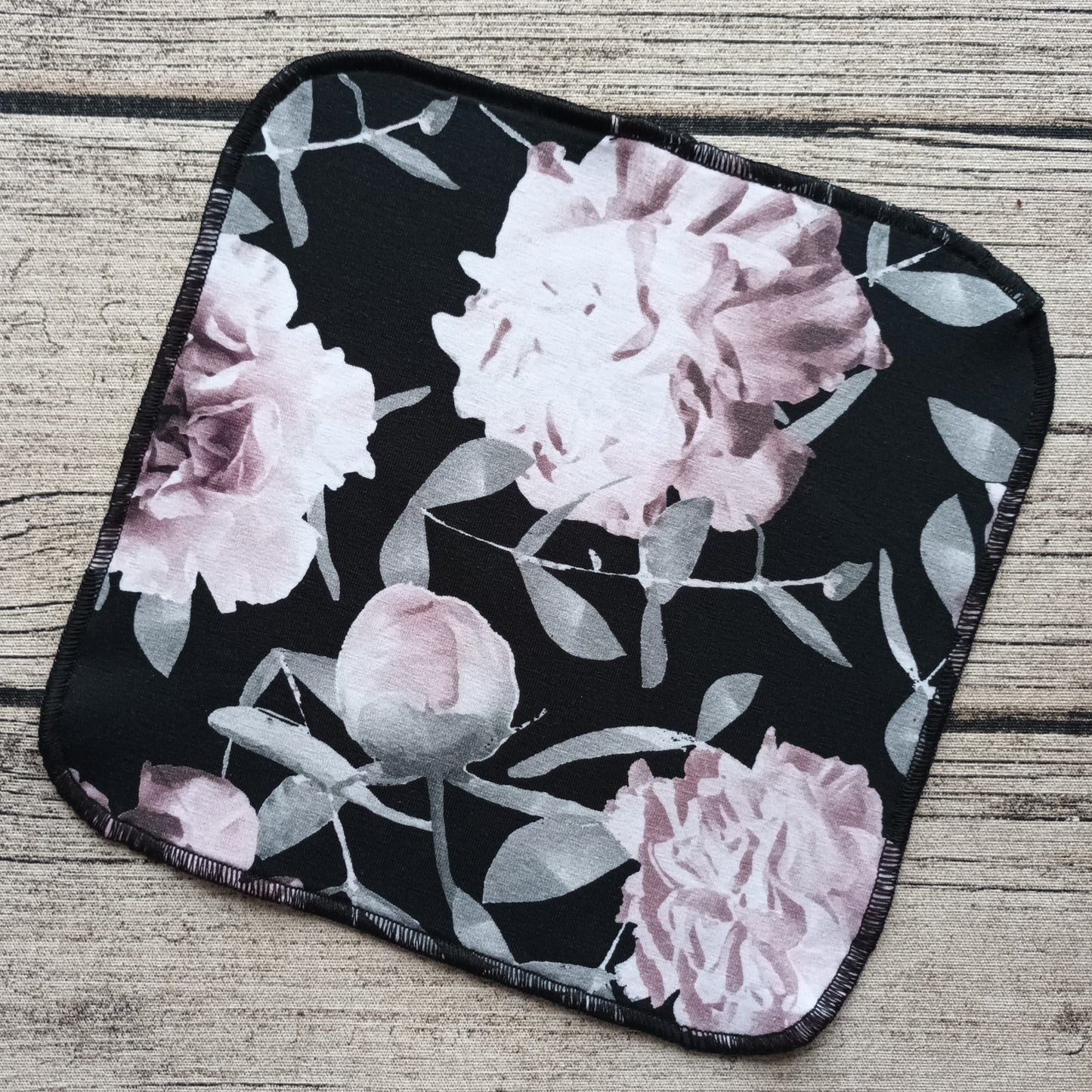 Kestoarkki - Uneksija, musta-roosa