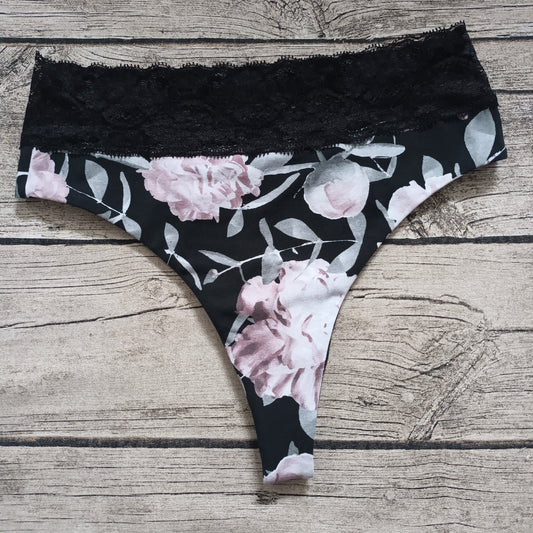 Noenea - Kuukautisalushousut, String Lace - Uneksija, musta-roosa TILAUSTUOTE