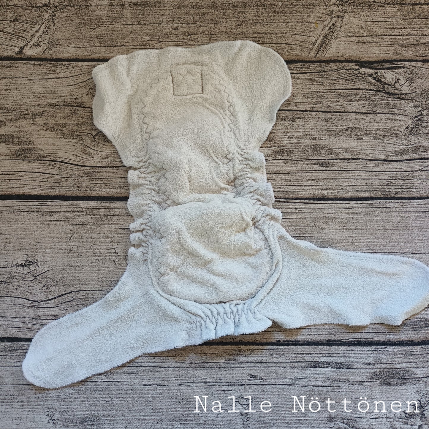 Kirppis: NALLE - Nalle Nöttönen (NB), (S) ja (M)