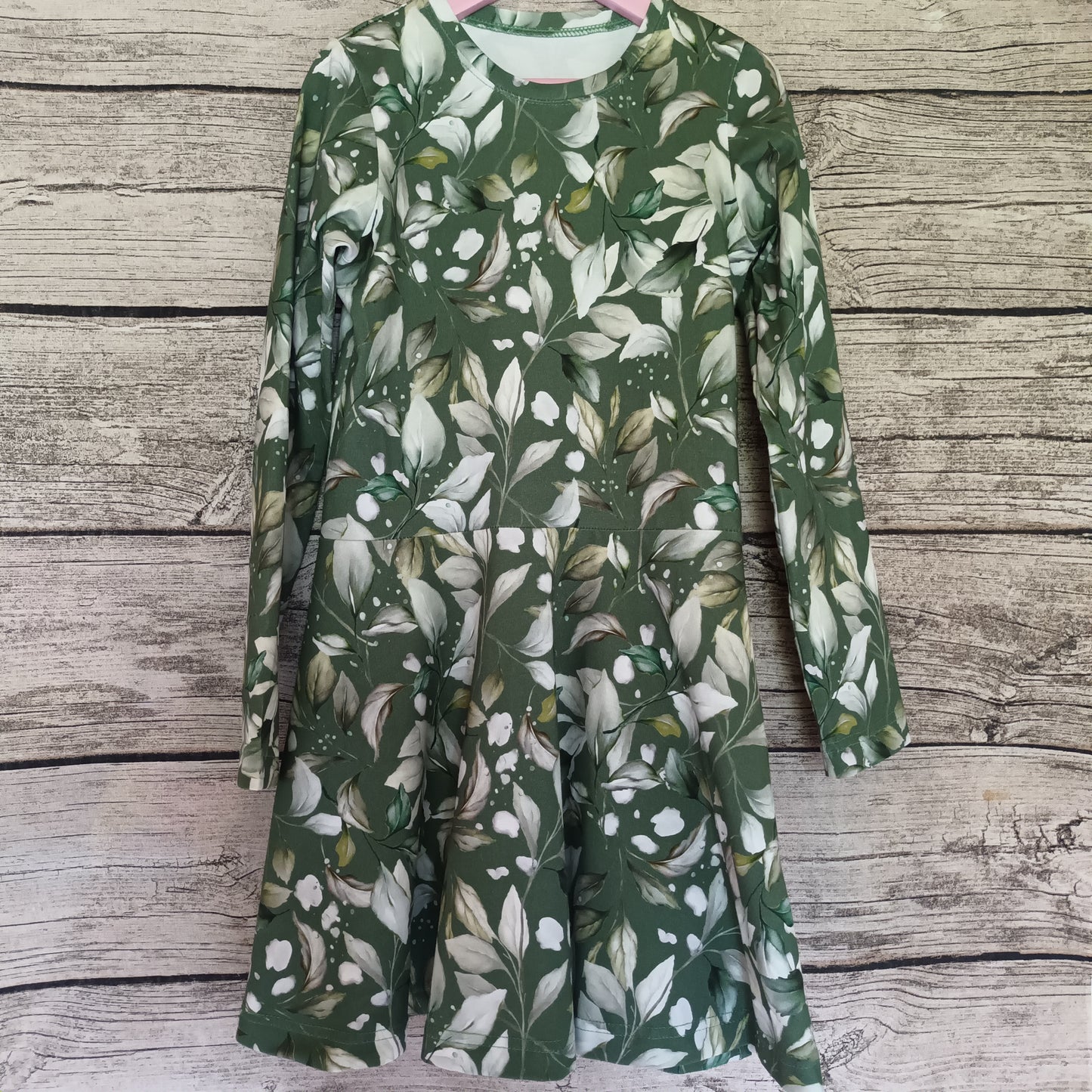 Kellohelmamekko 80-140 TILAUSTUOTE