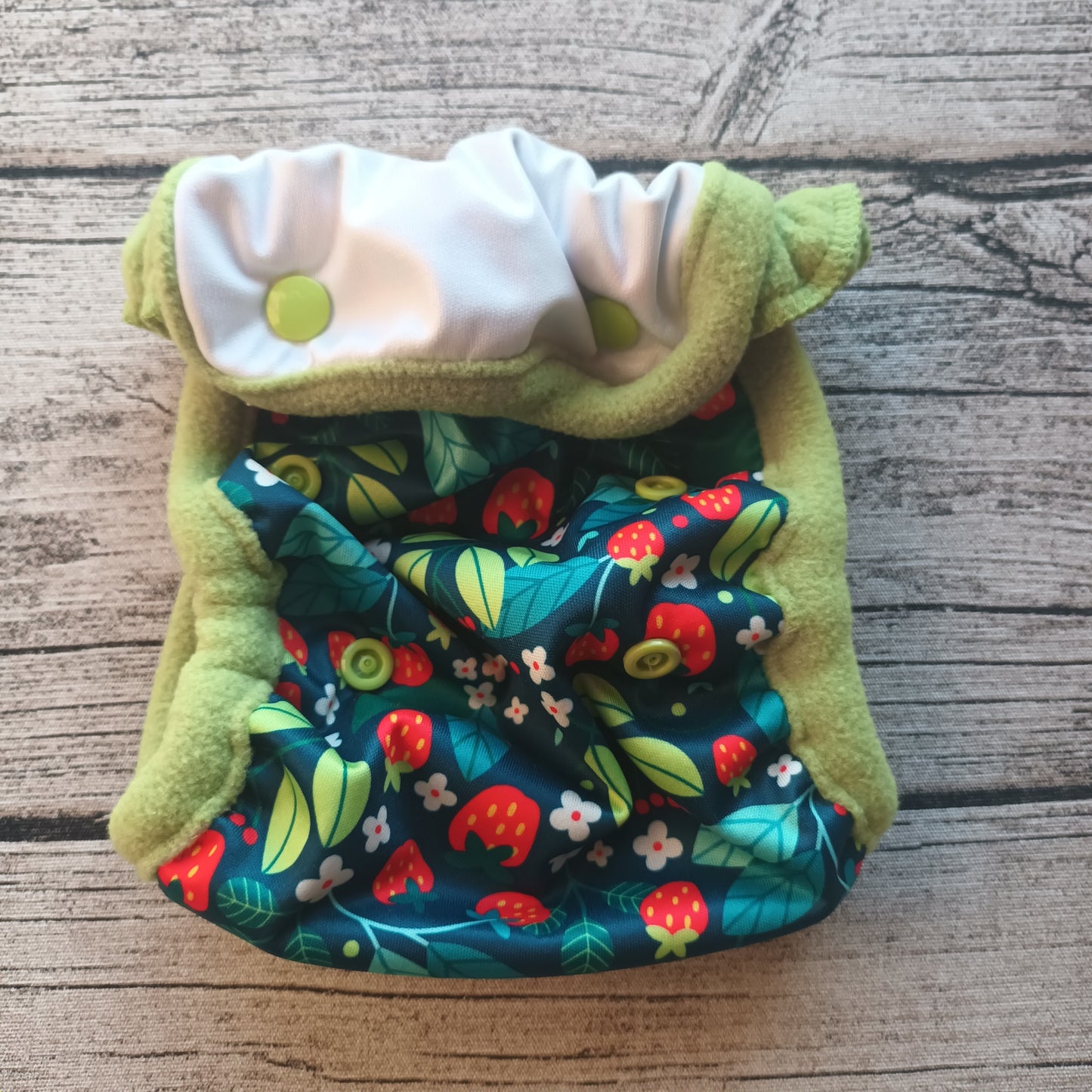 Kirppis: Petit Lulu - VVV-vaippa ja imu (OneSize)