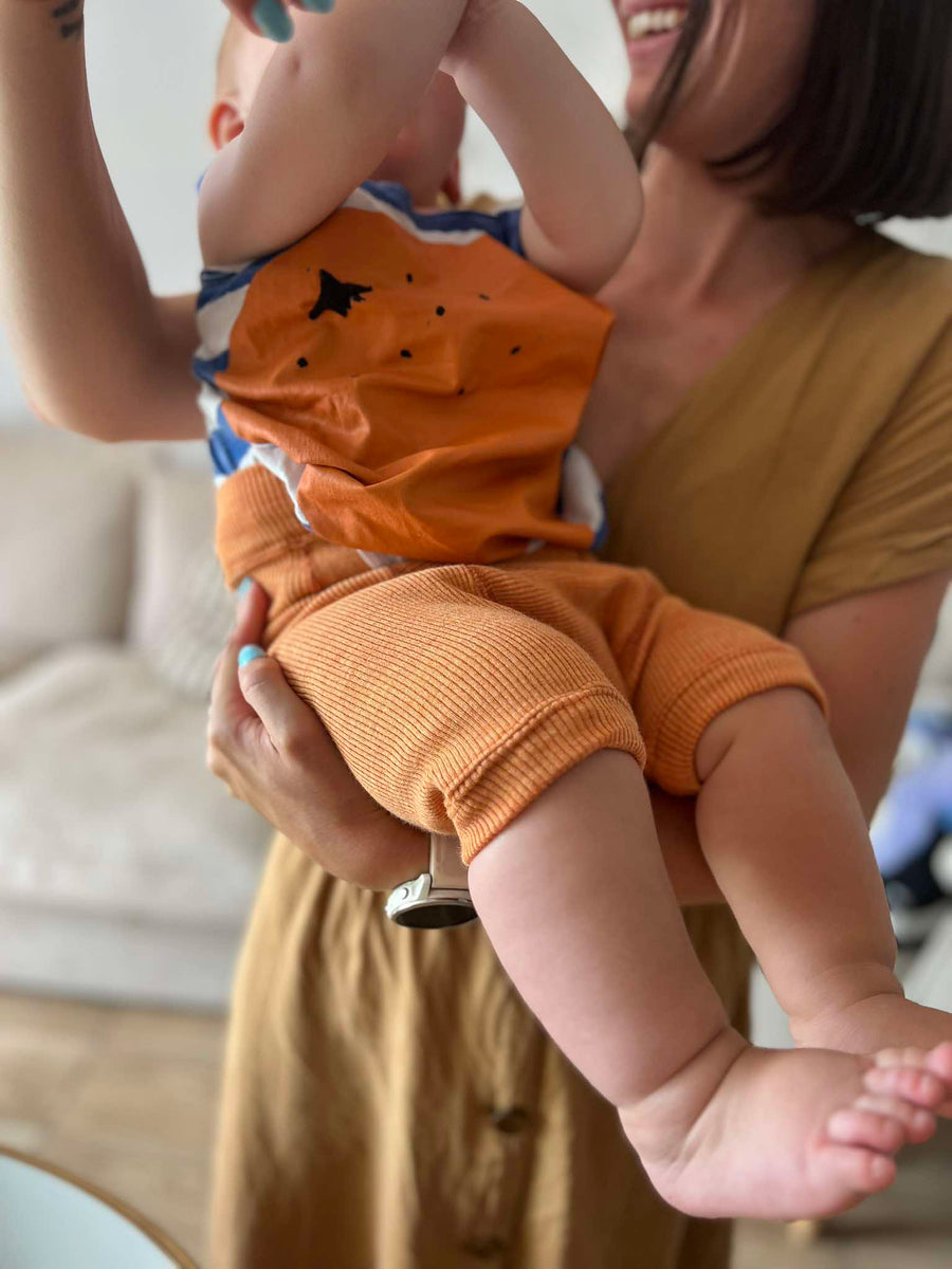 ManyMonths: Wool Shorties (Charmer 3-9 kk)