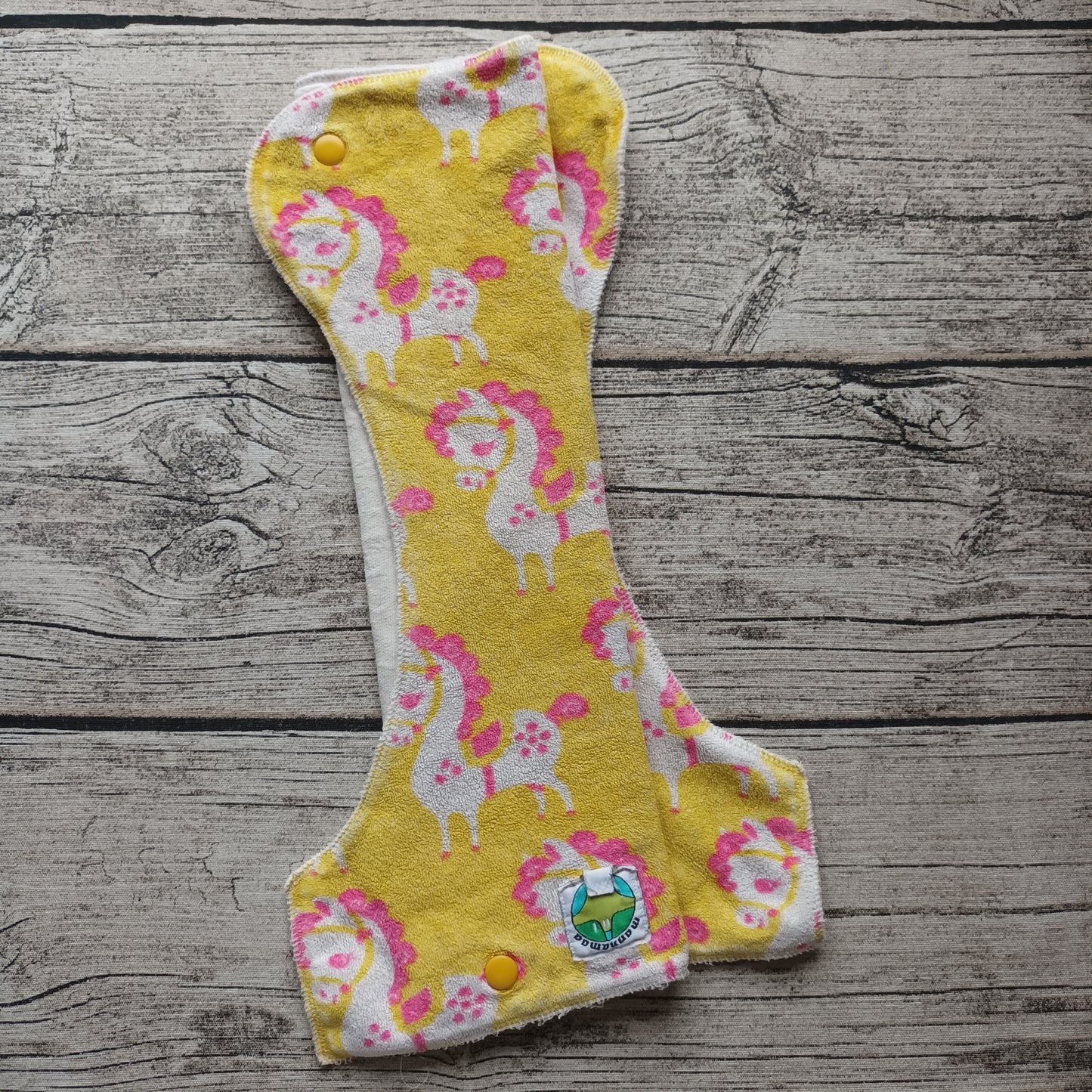 Kirppis: MannaMaa - Perhostaittoimu (M) ja (L)