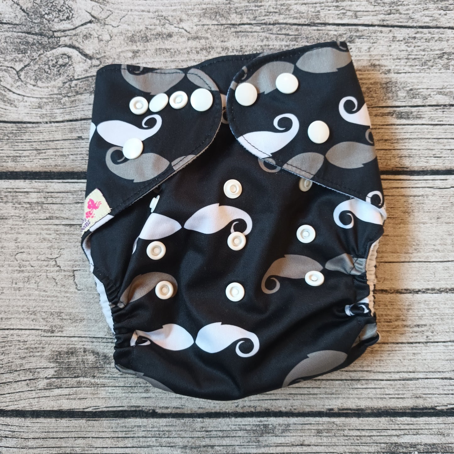 Kirppis: Littles&Bloomz -taskuvaippa (OneSize)