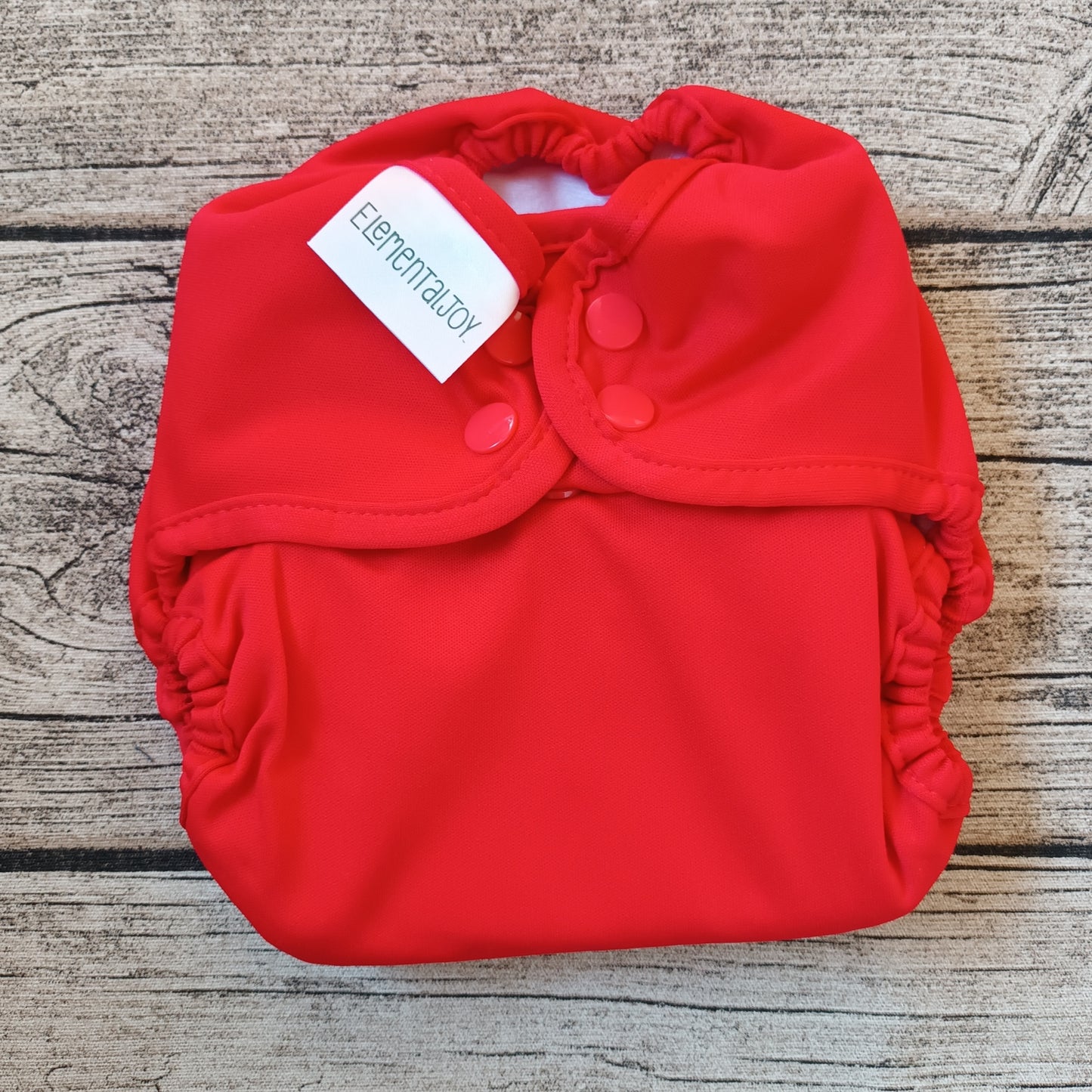 Elemental Joy: AIO -kestovaippa