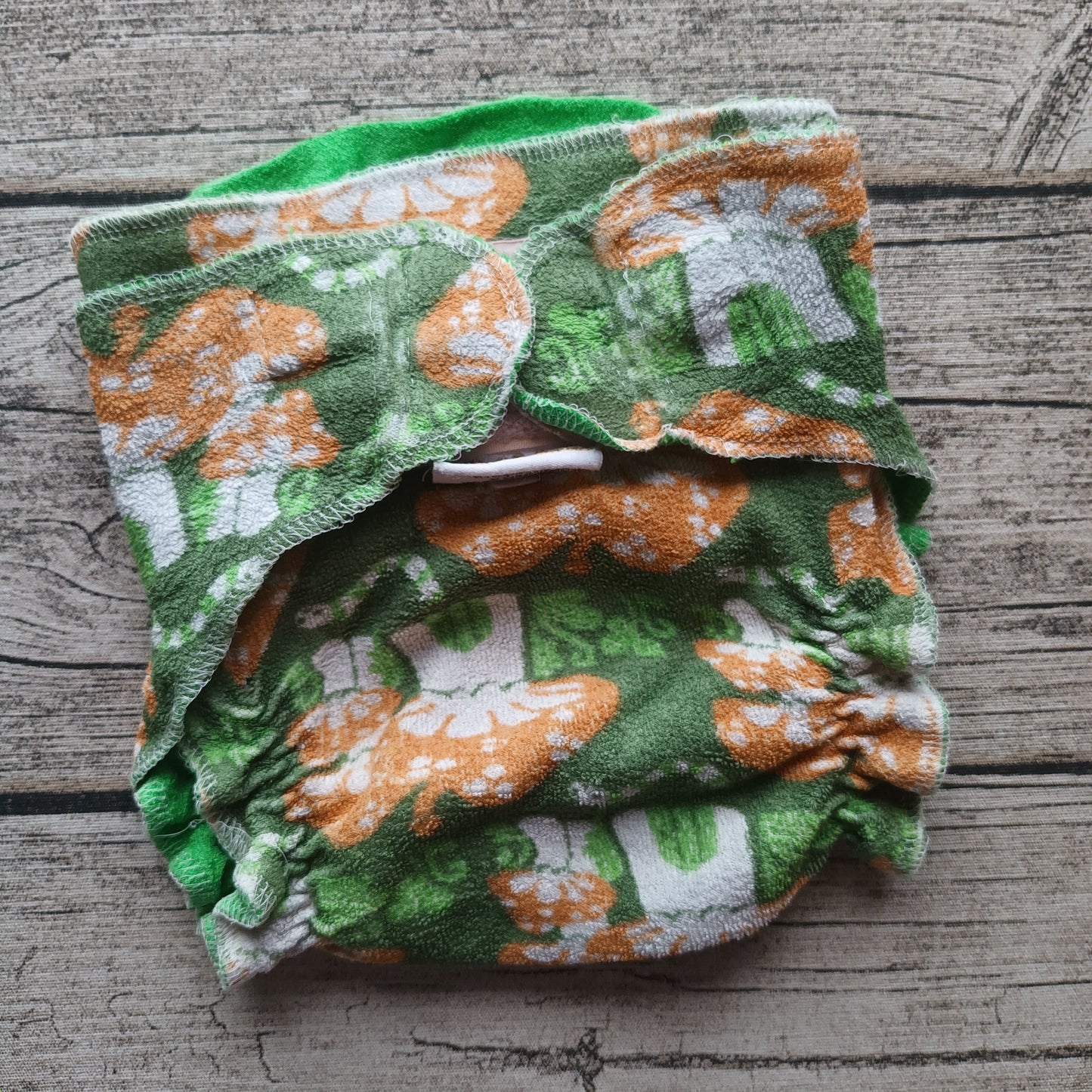 Kirppis: NALLE - Naku-Nalle (M) ja (Petite)