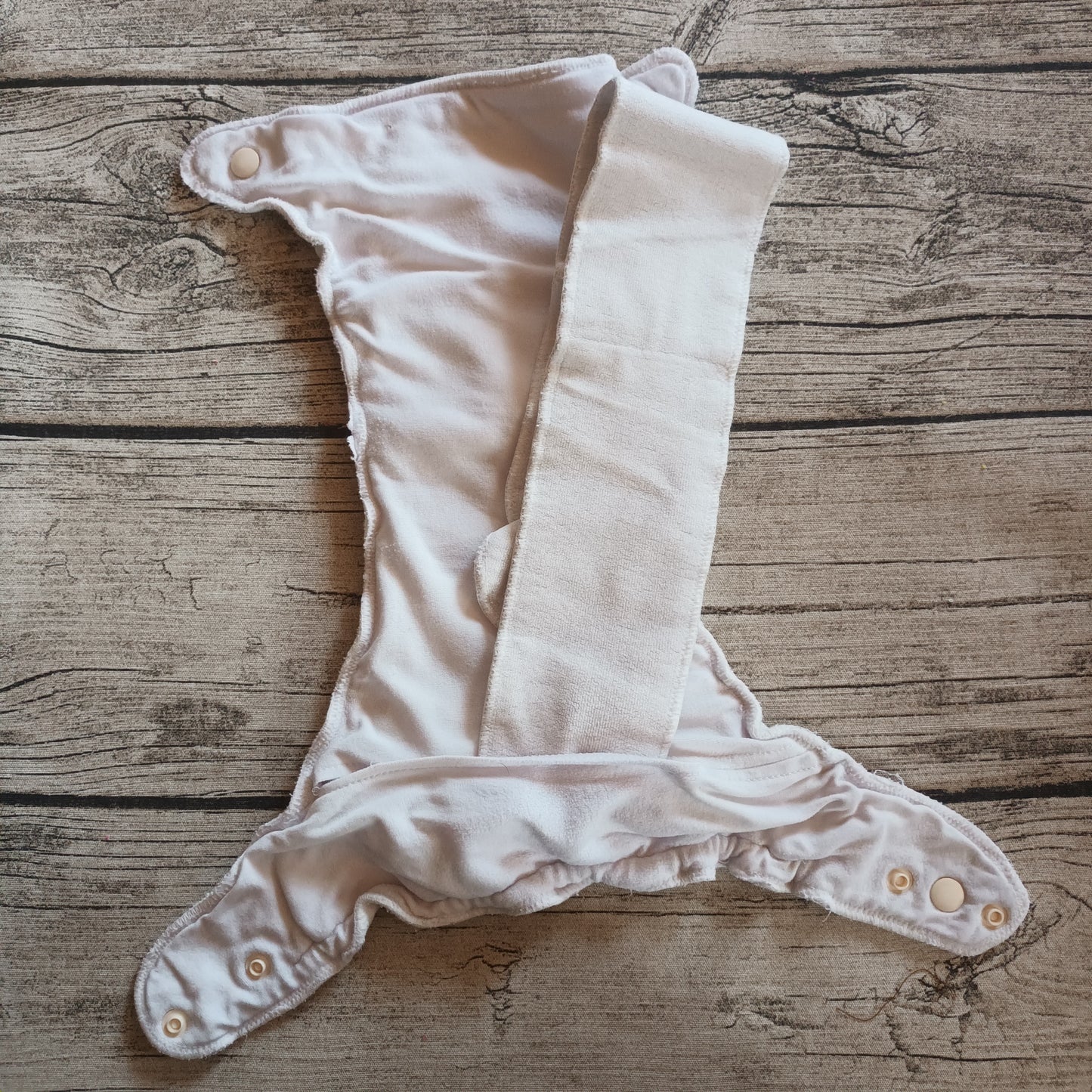 Kirppis: Pupus - Yösisävaippa (L)