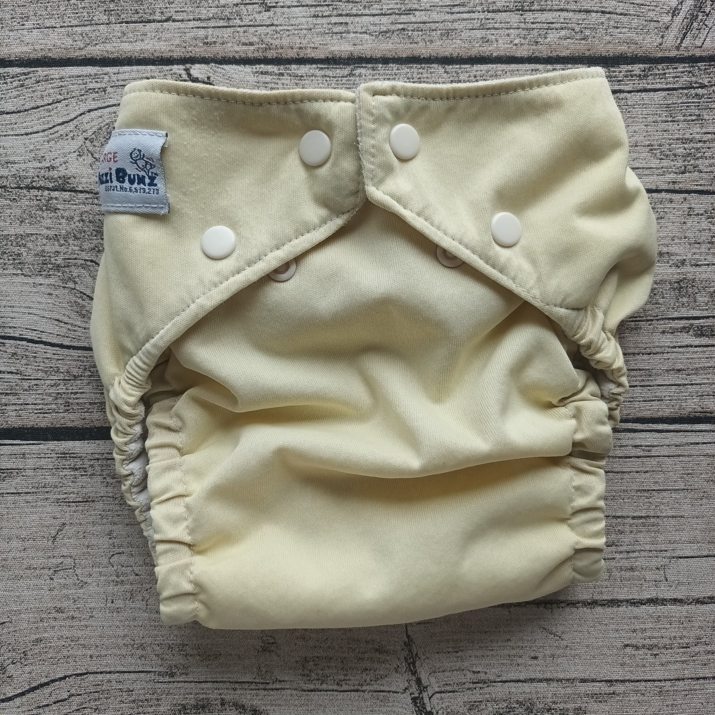 Kirppis: FuzziBunz - taskuvaippa (S) ja (L)