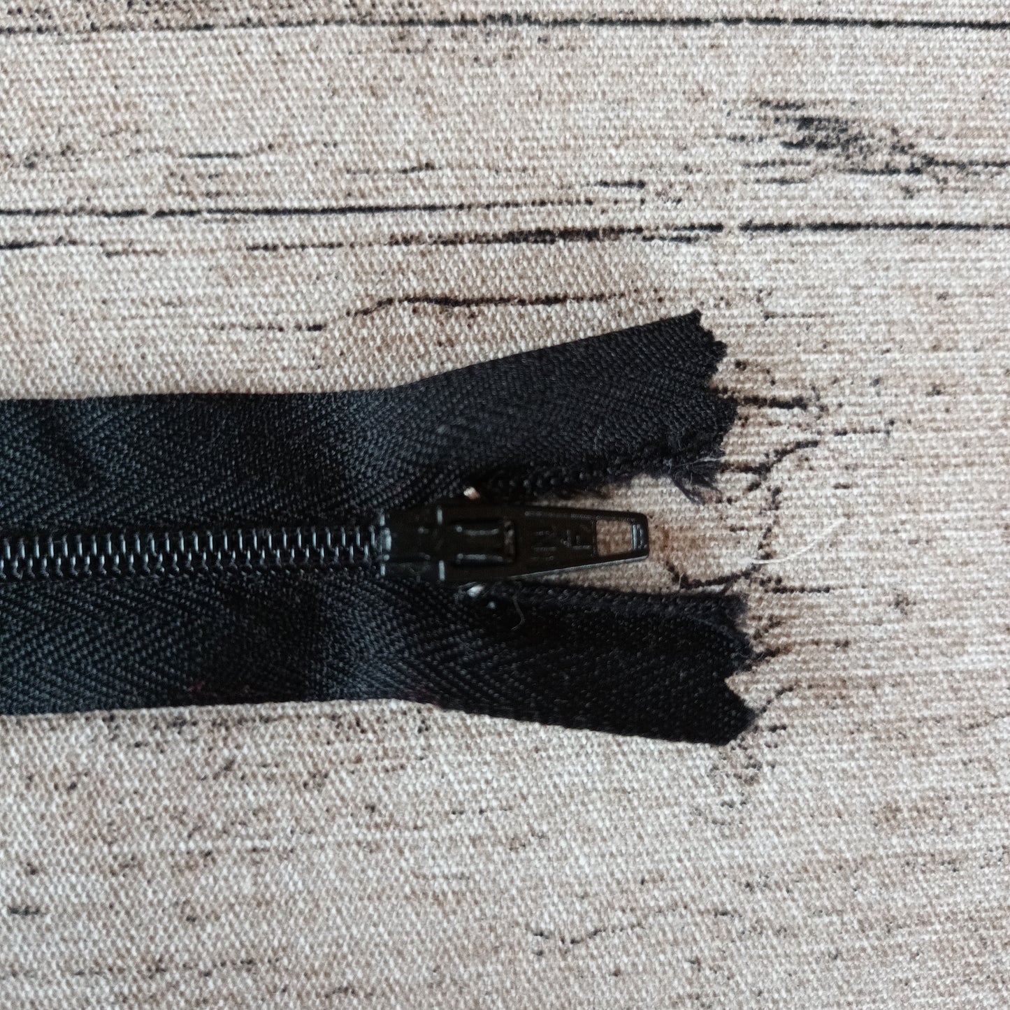 Hameketju 20 cm - Useita värejä