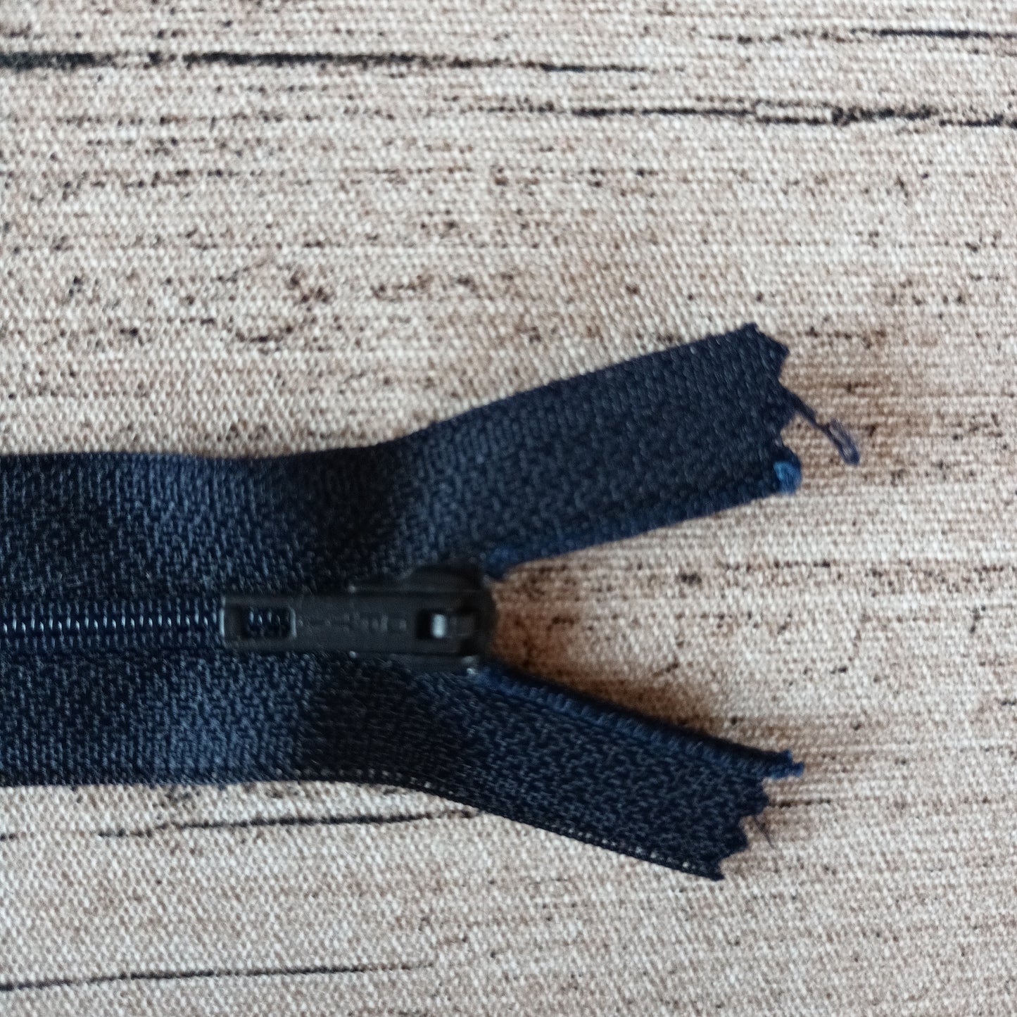 Hameketju 20 cm - Useita värejä