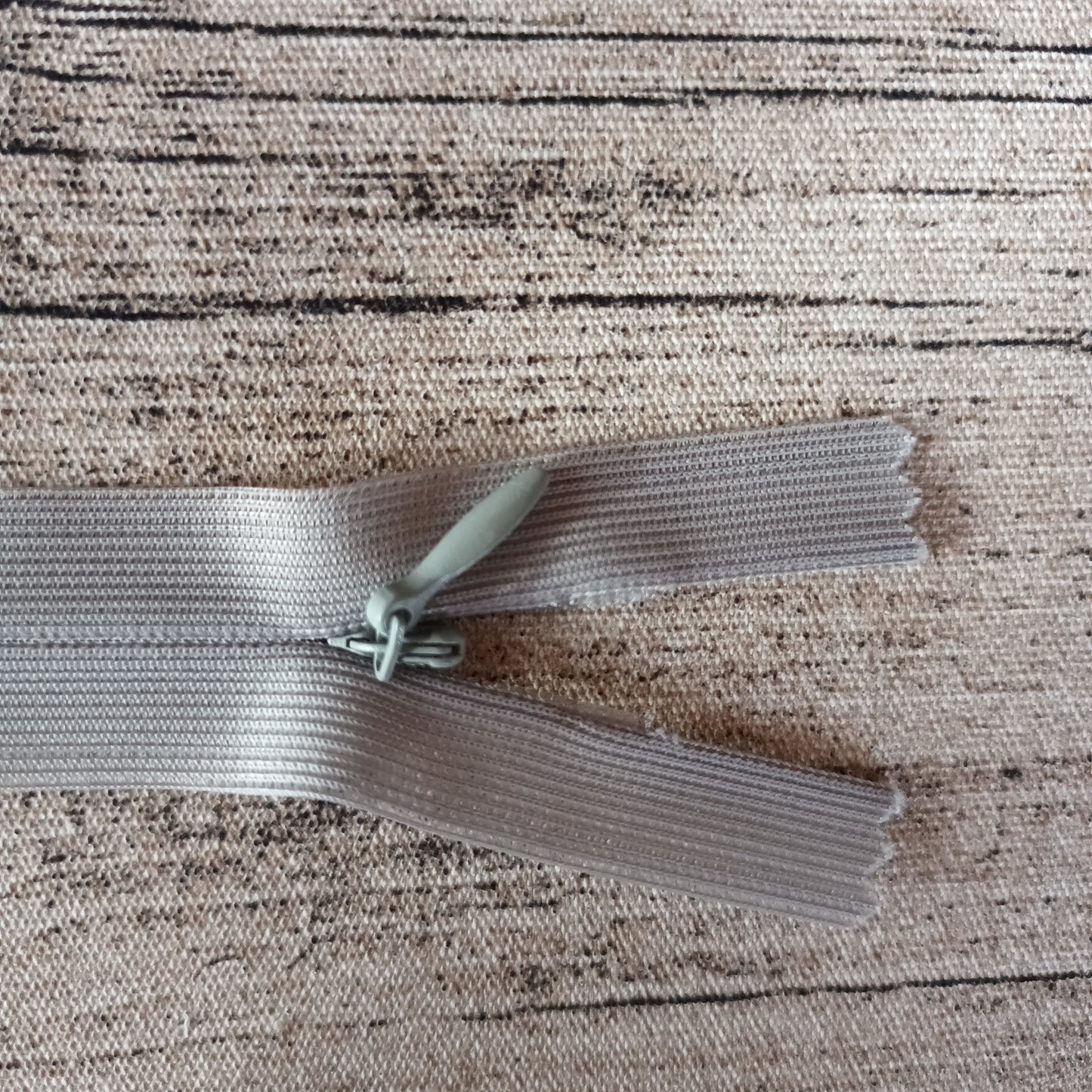 Piiloketju 20 cm - Useita värejä