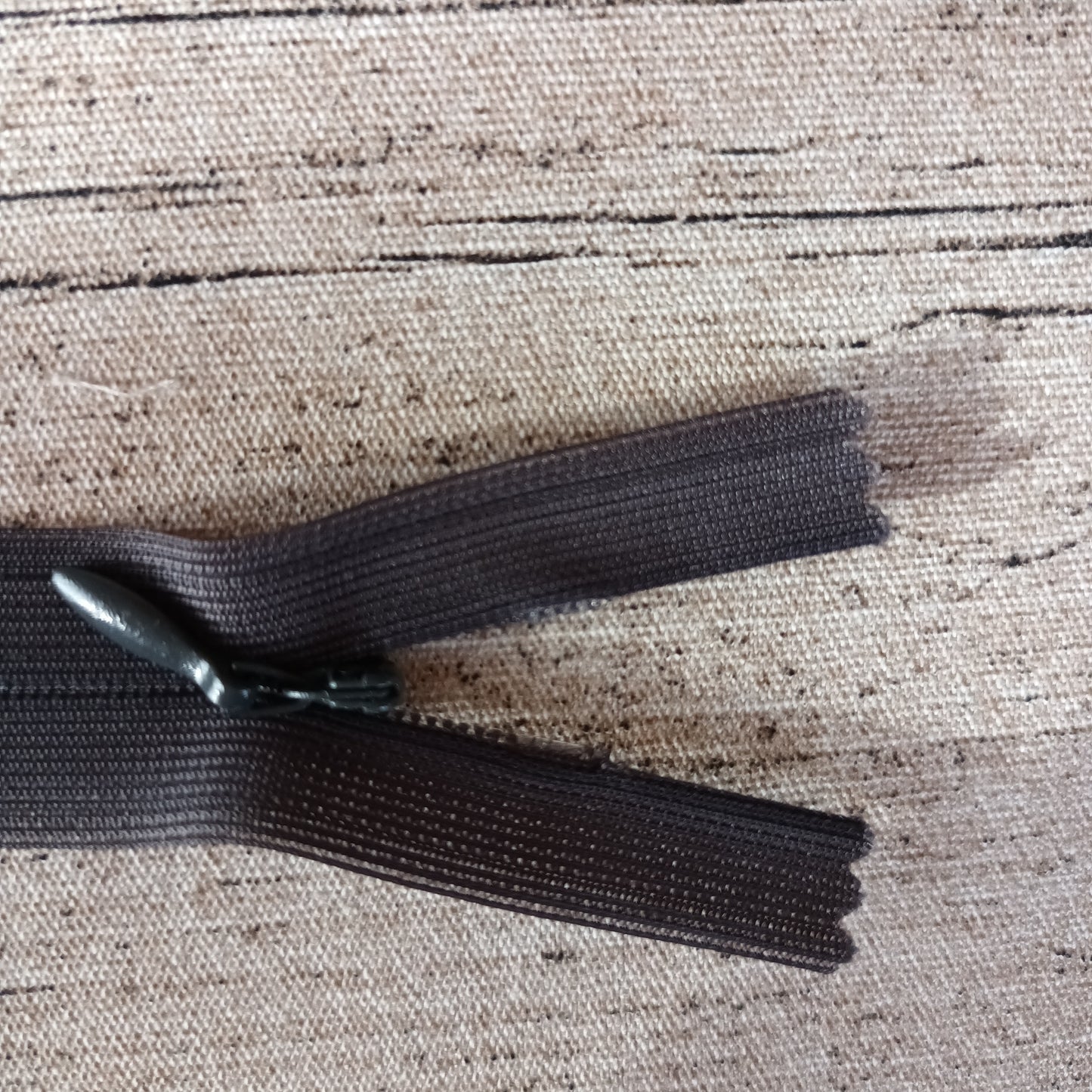 Piiloketju 60 cm - Useita värejä
