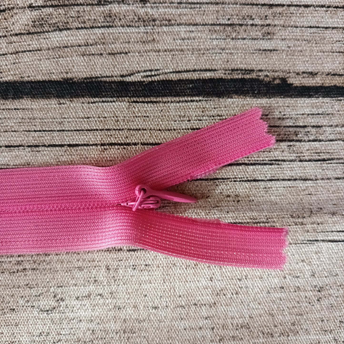 Piiloketju 20 cm - Useita värejä