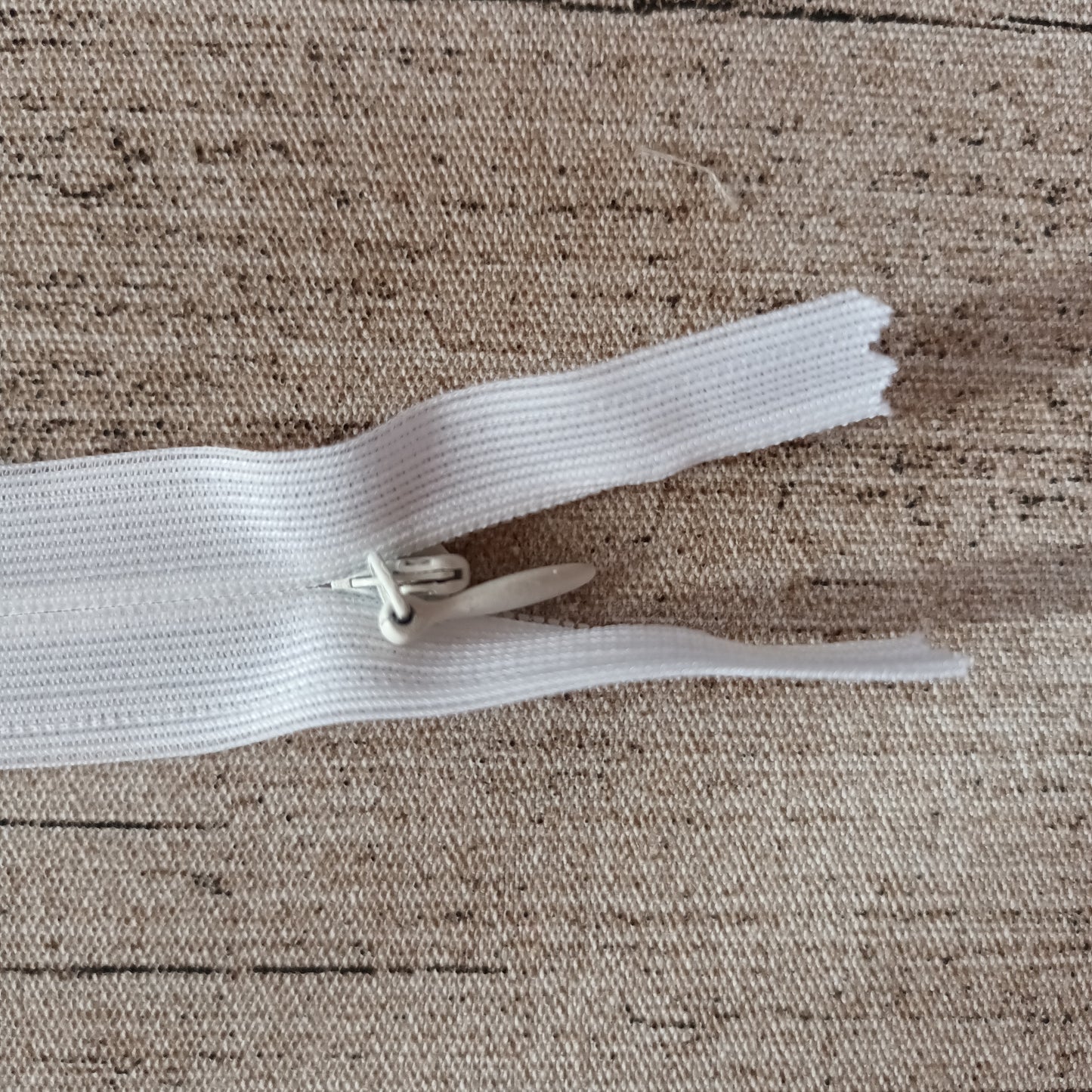 Piiloketju 20 cm - Useita värejä
