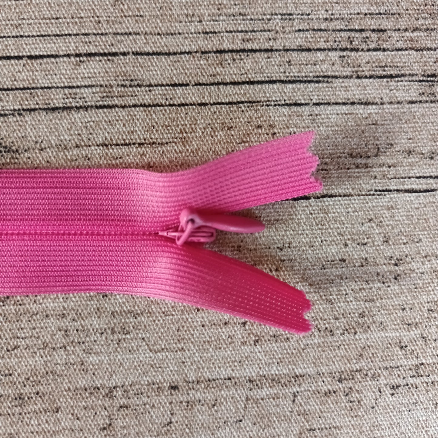Piiloketju 20 cm - Useita värejä