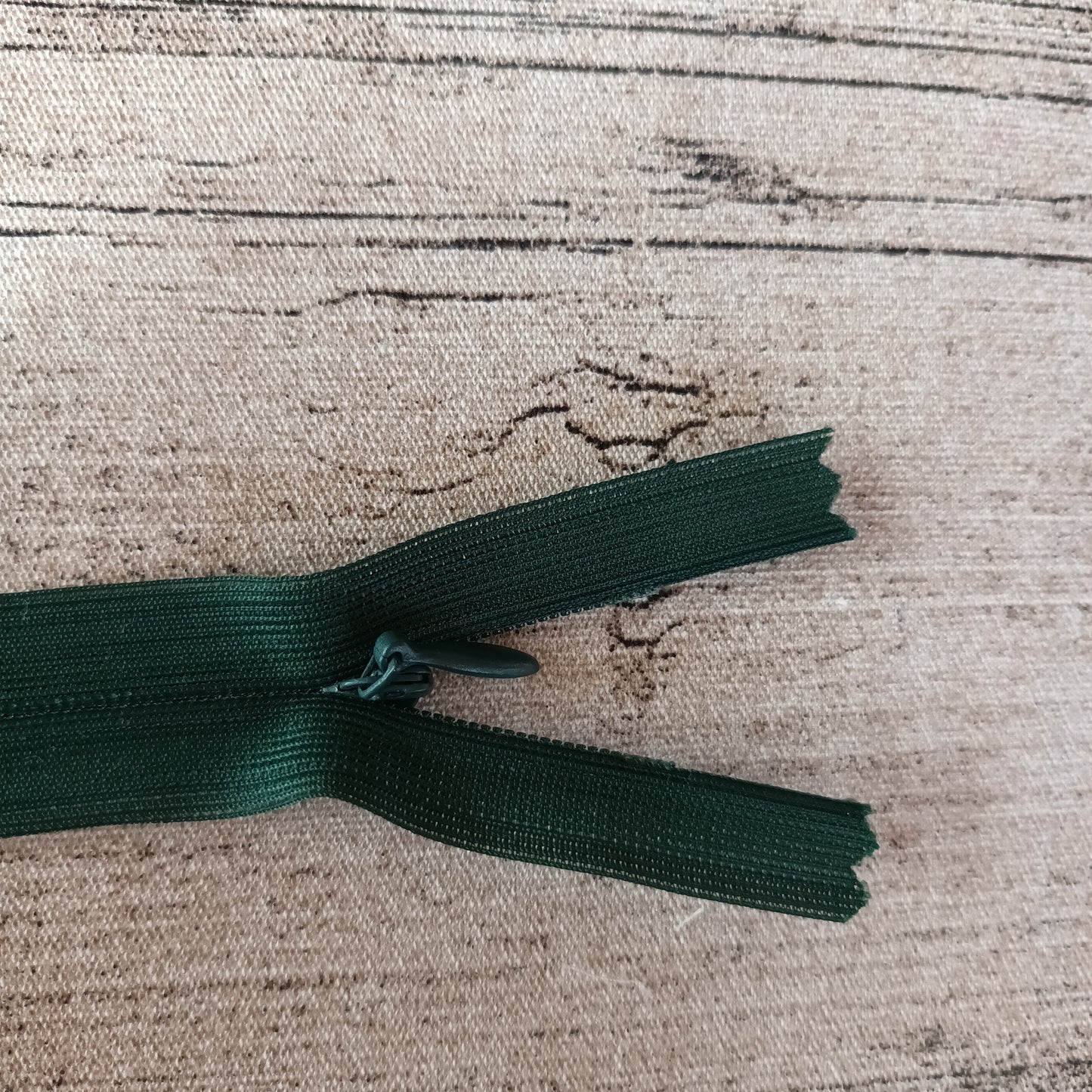 Piiloketju 40 cm - Useita värejä