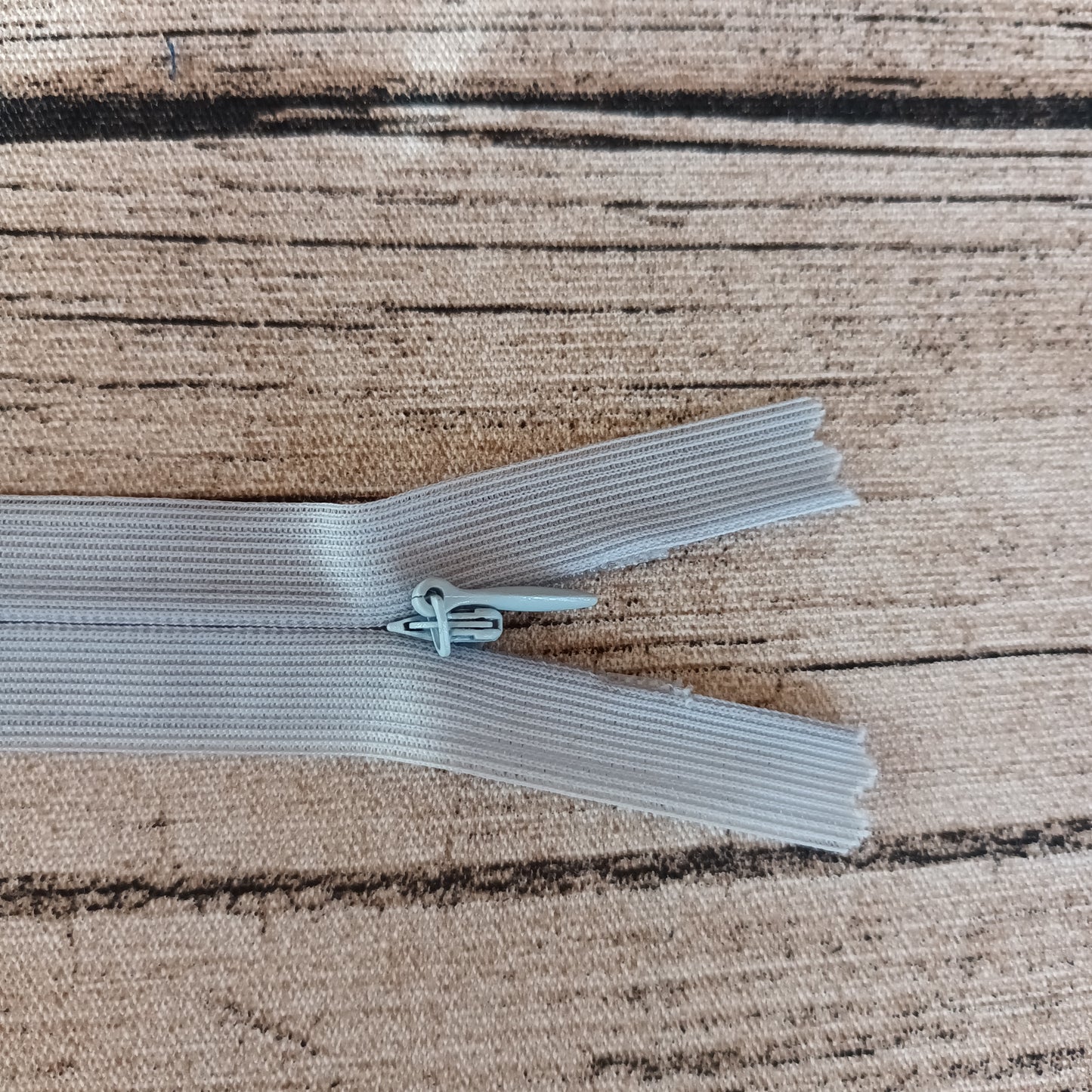 Piiloketju 40 cm - Useita värejä