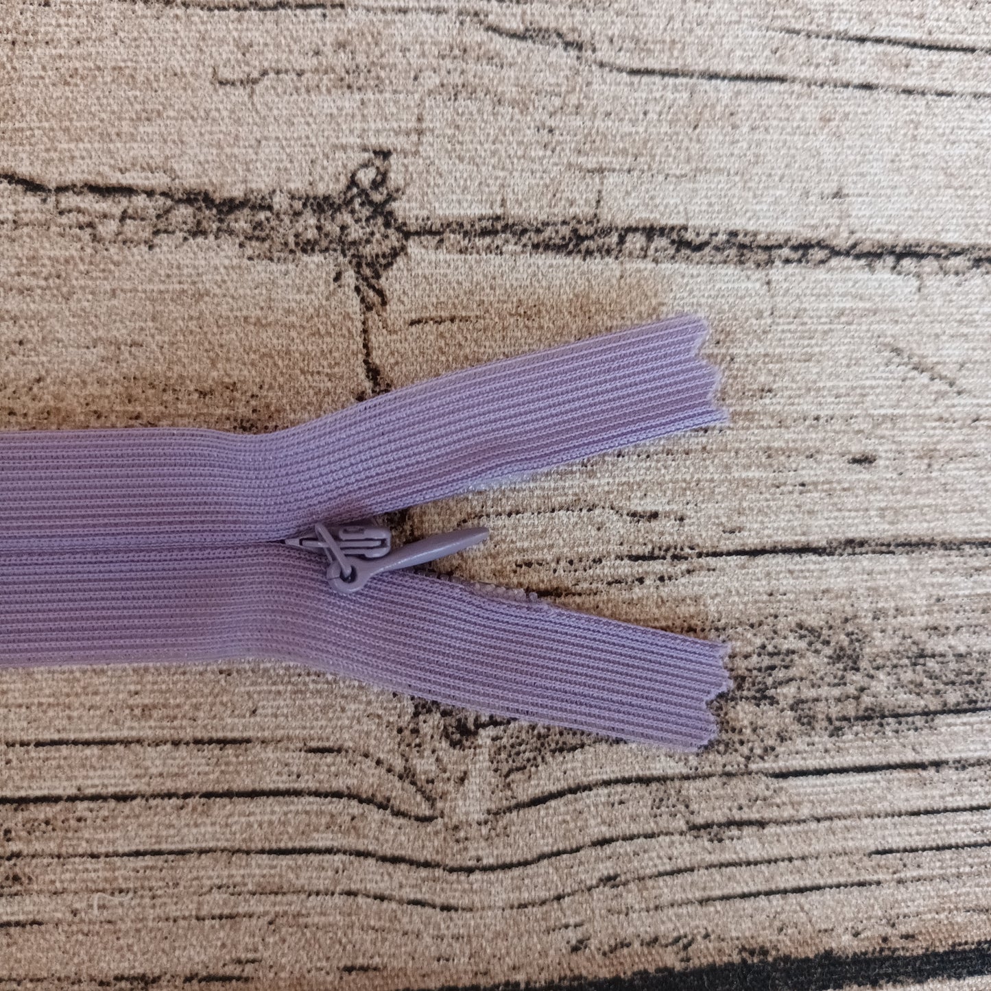 Piiloketju 40 cm - Useita värejä