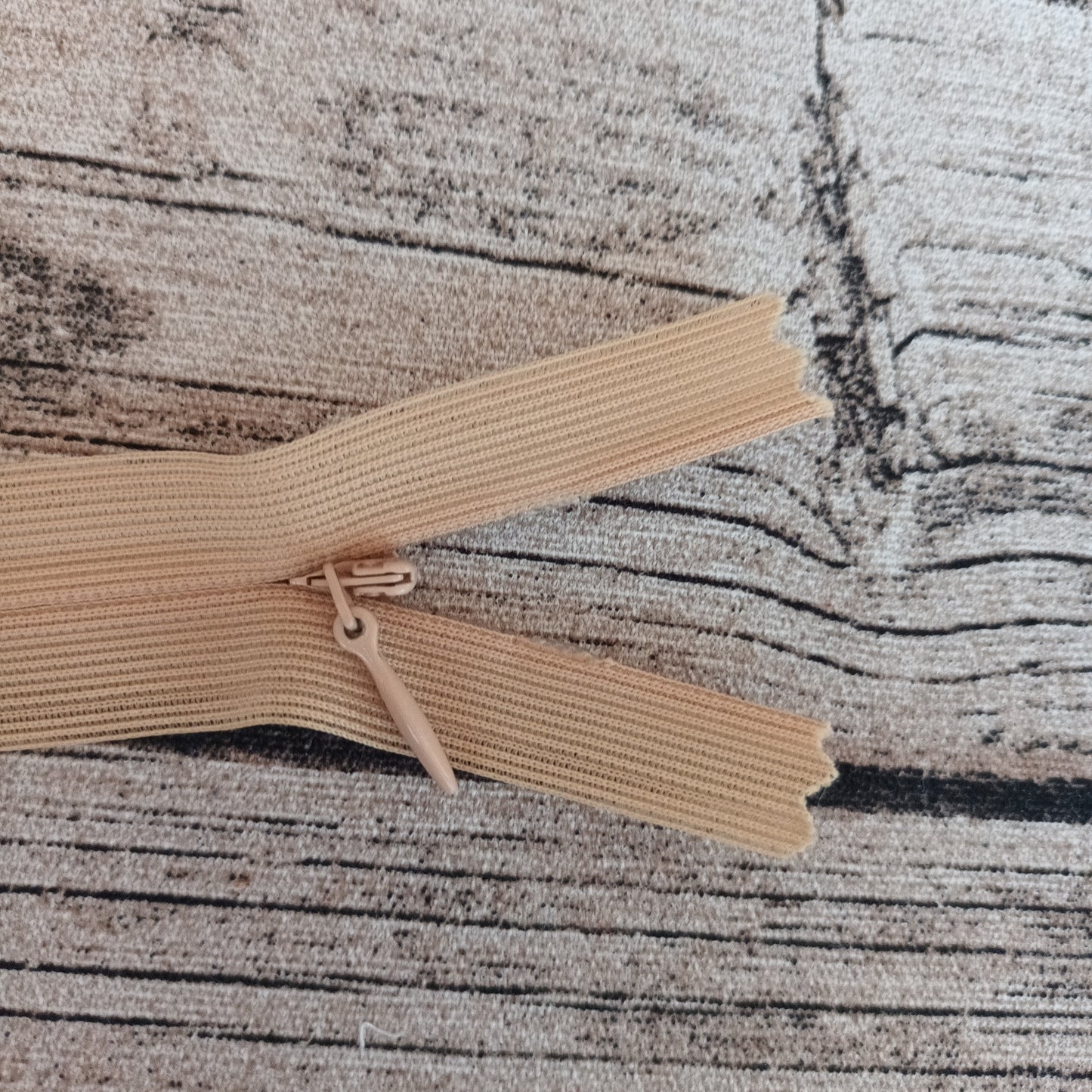 Piiloketju 40 cm - Useita värejä