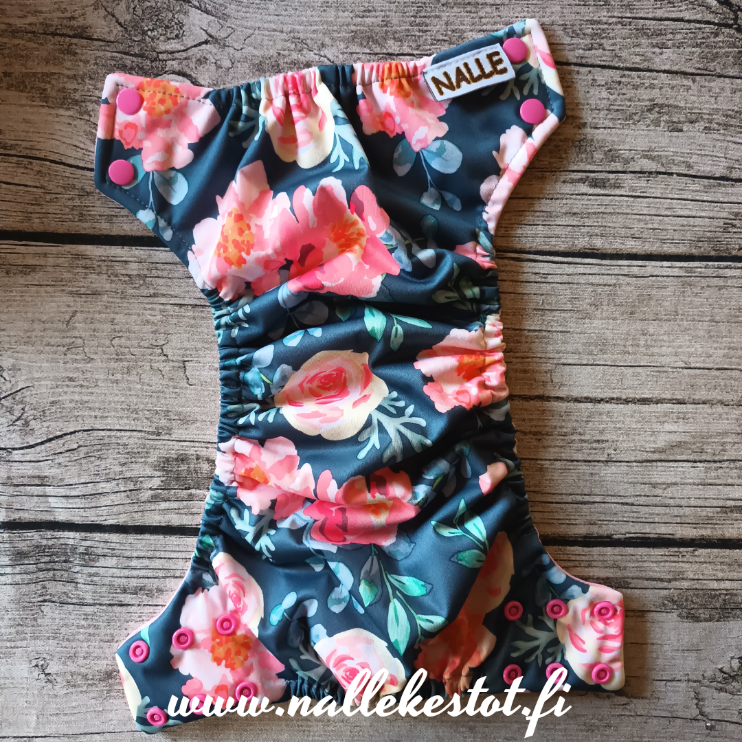 Nalle: Tasku-Nalle - Juhannusruusu TILAUSTUOTE