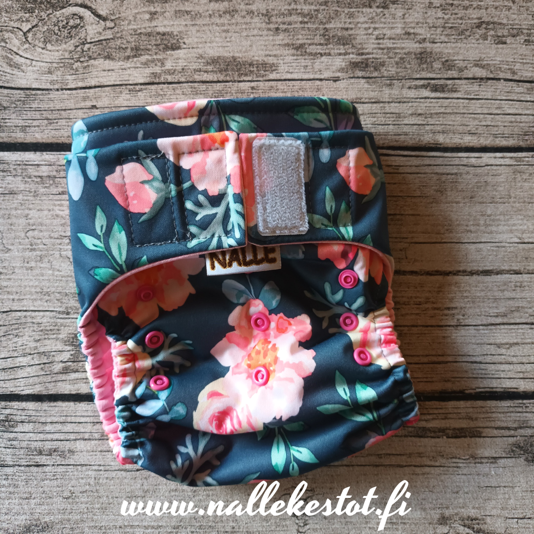 Nalle: Tasku-Nalle - Juhannusruusu TILAUSTUOTE