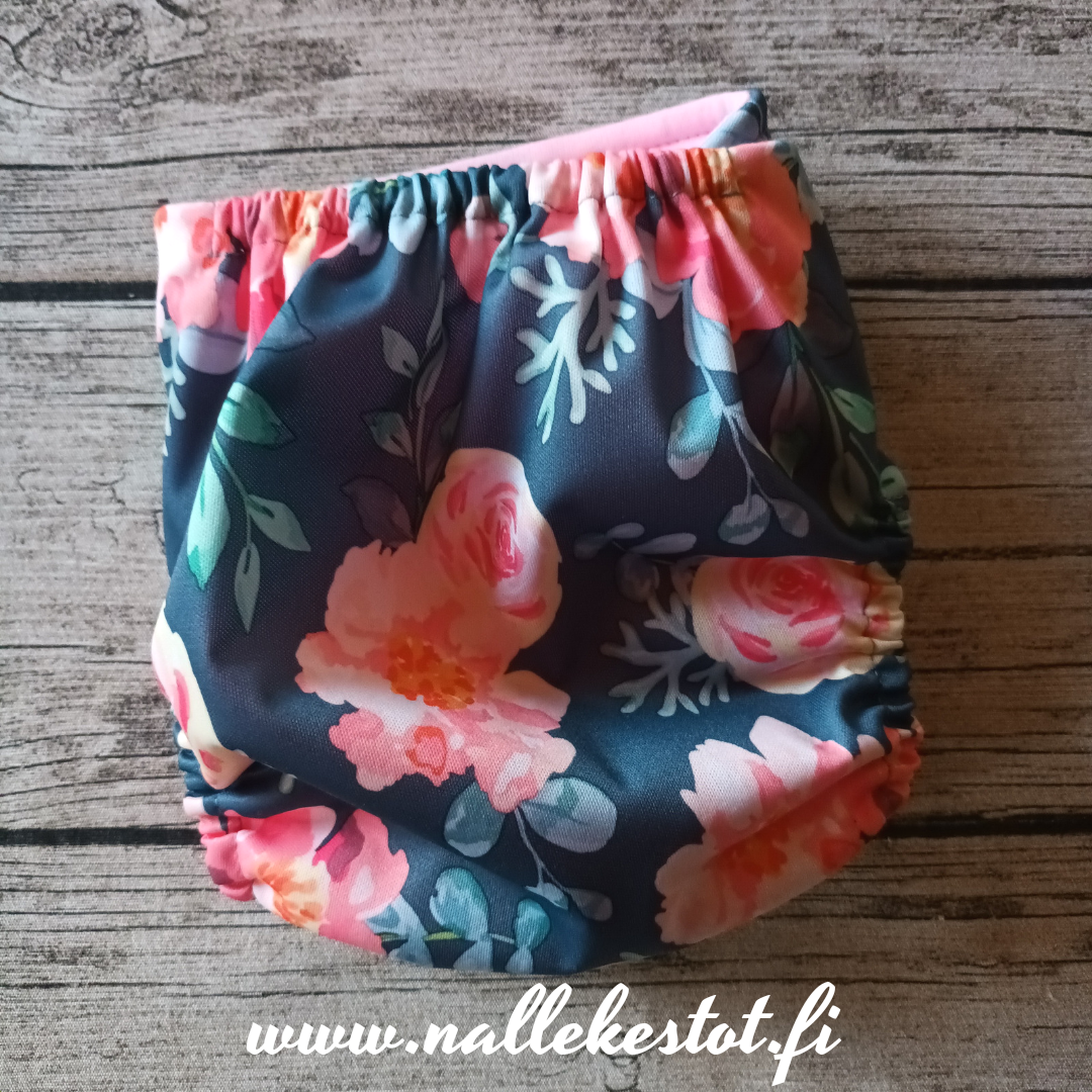 Nalle: Tasku-Nalle - Juhannusruusu TILAUSTUOTE