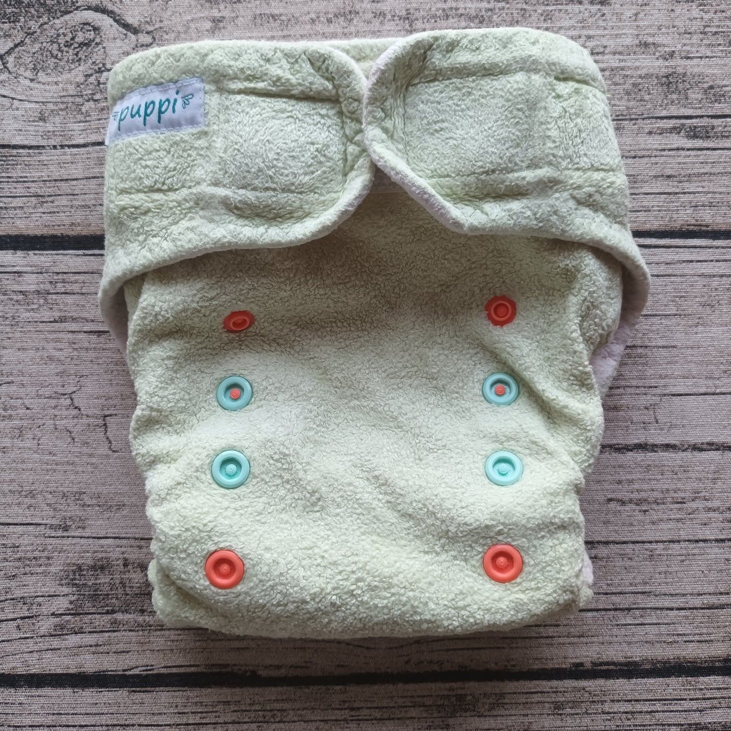 Kirppis: Puppi - Sisätaskuvaippa (OneSize)