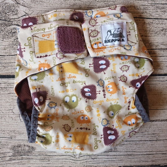 Kirppis: Neppula - taskuvaippa (L)