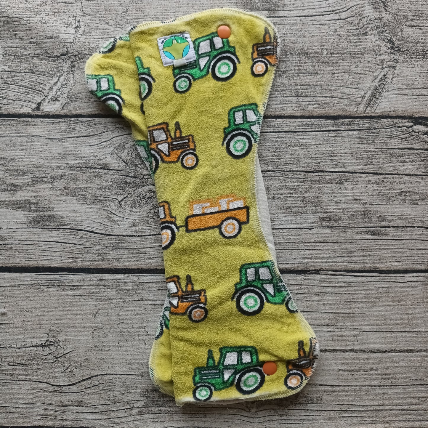 Kirppis: MannaMaa - Perhostaittoimu (M) ja (L)