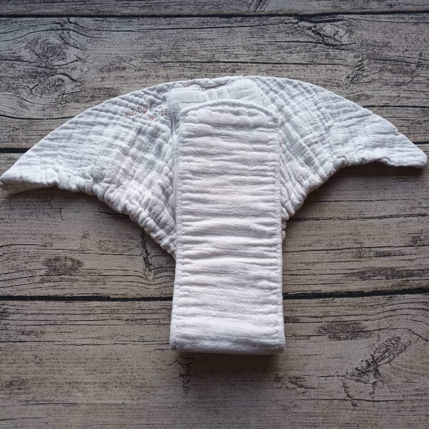 Kirppis: Oyanna - Taitteluvaippa (OneSize)