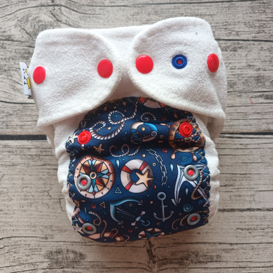 Kirppis: KoKoSi - Yösisävaippa (OneSize)