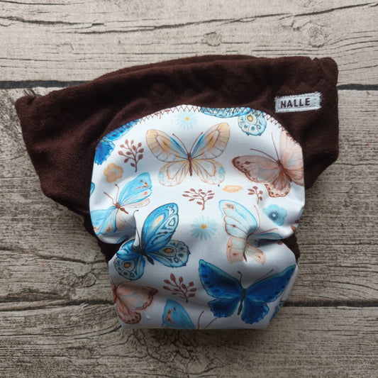 Nalle: Hiekkapikkarit (80) - Perhoset, ruskea