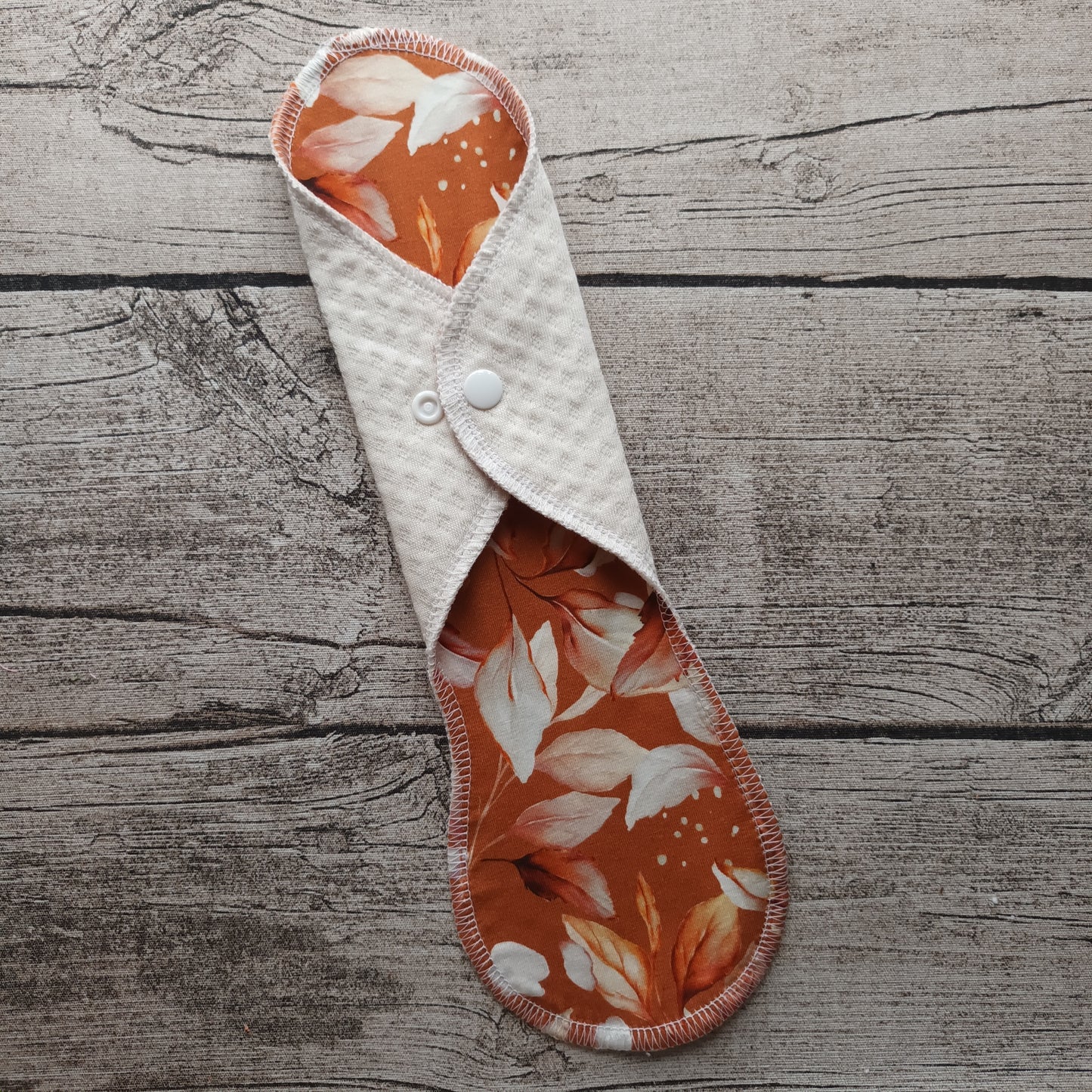 Noenea - Yöside - Luonnonvalkoinen bambu + Lehto, ruska