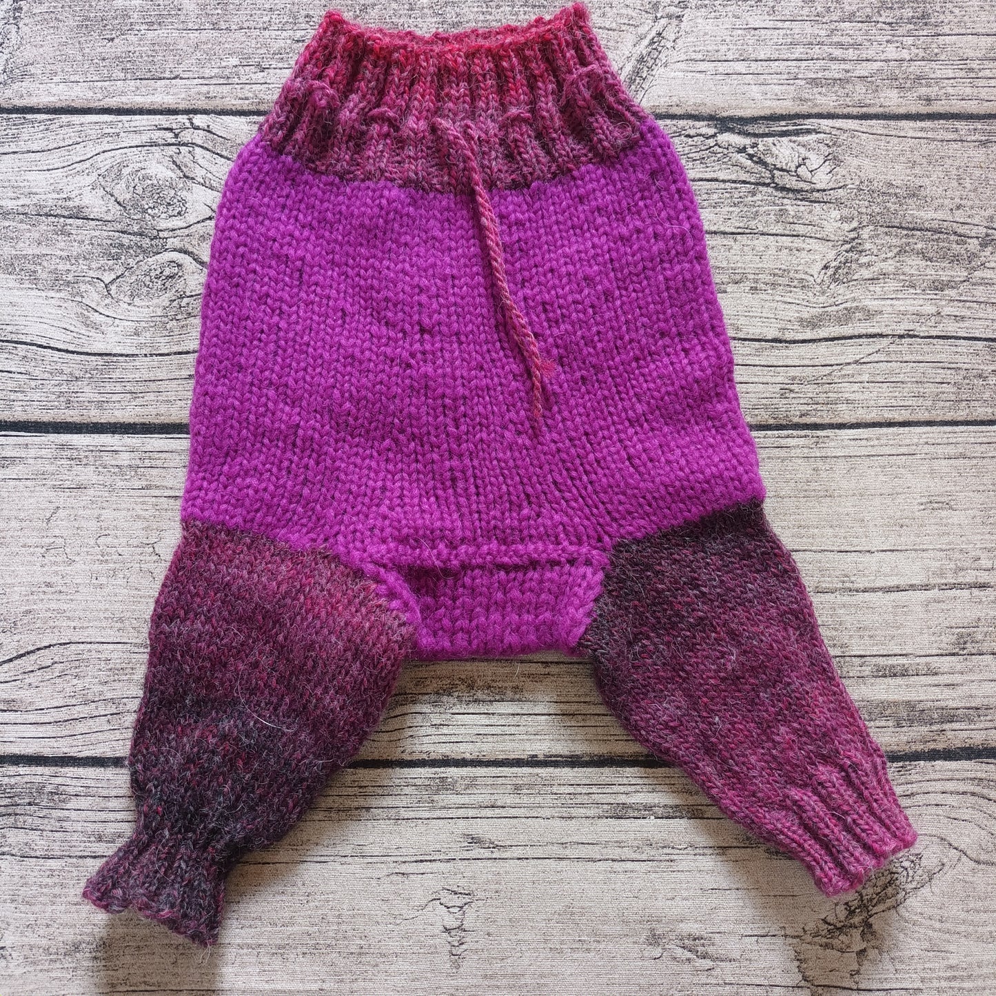 Kirppis: Handmade villavaippahousut (S)