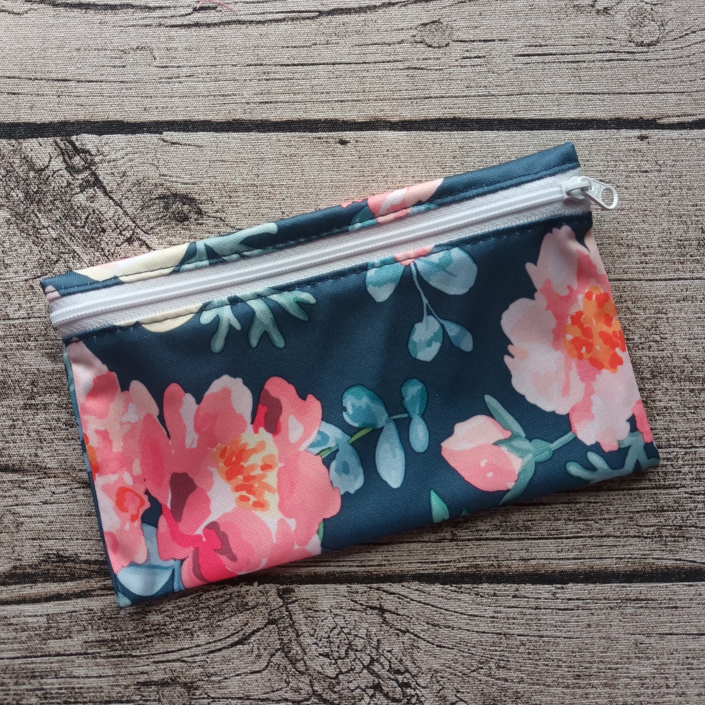 Nalle: PUL-pussi 11x18 cm - Juhannusruusu