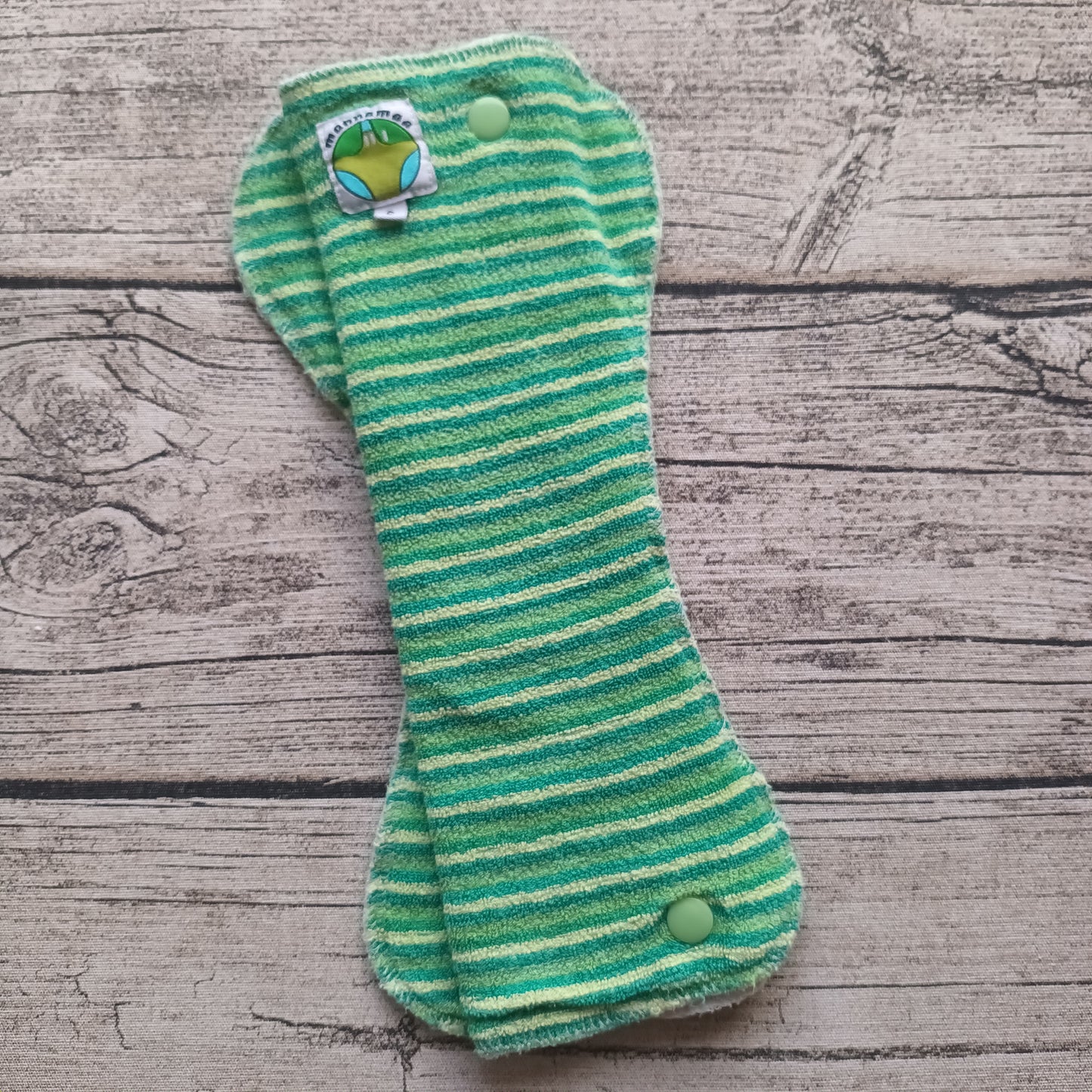 Kirppis: MannaMaa - Perhostaittoimu (S) ja (L)