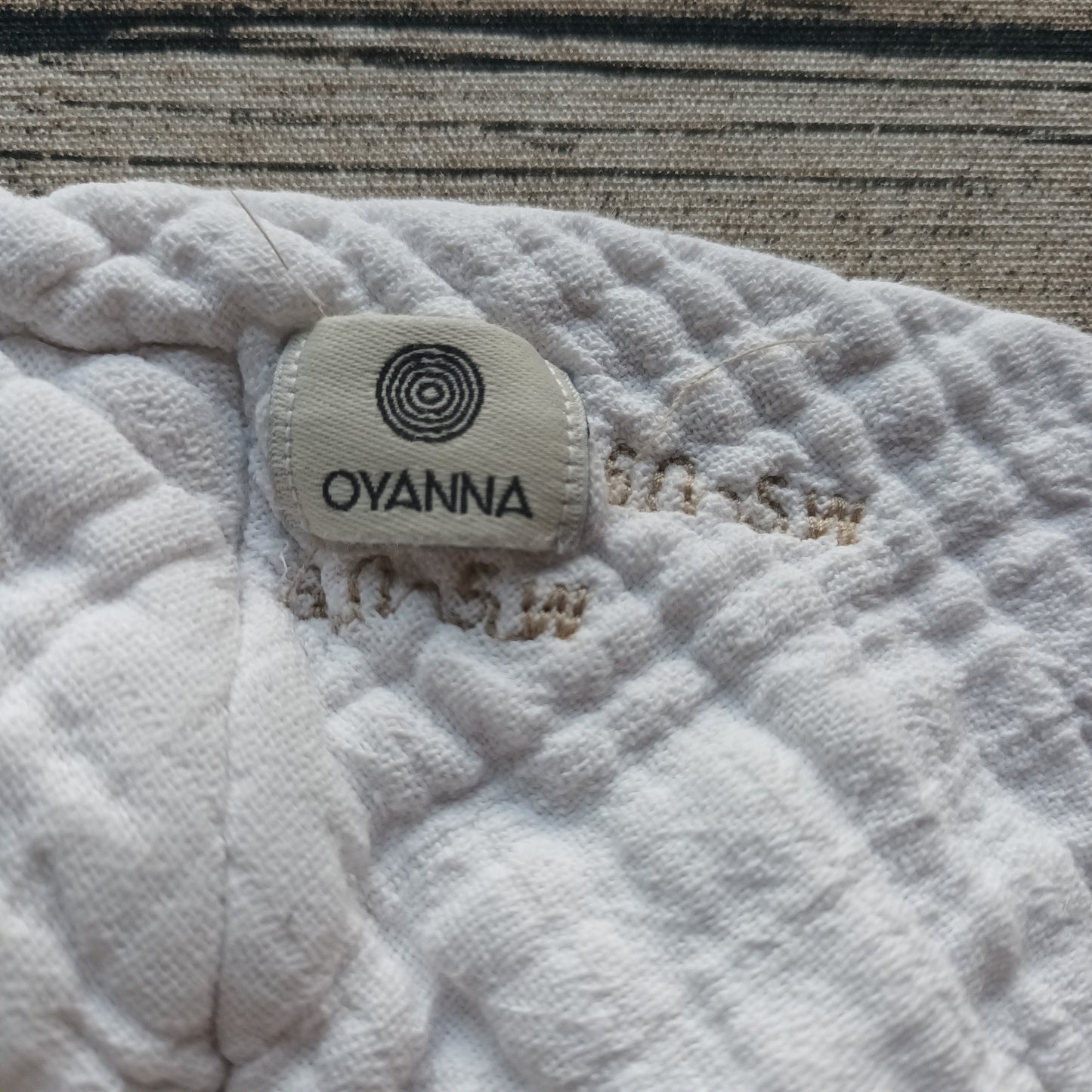 Kirppis: Oyanna - Taitteluvaippa (OneSize)