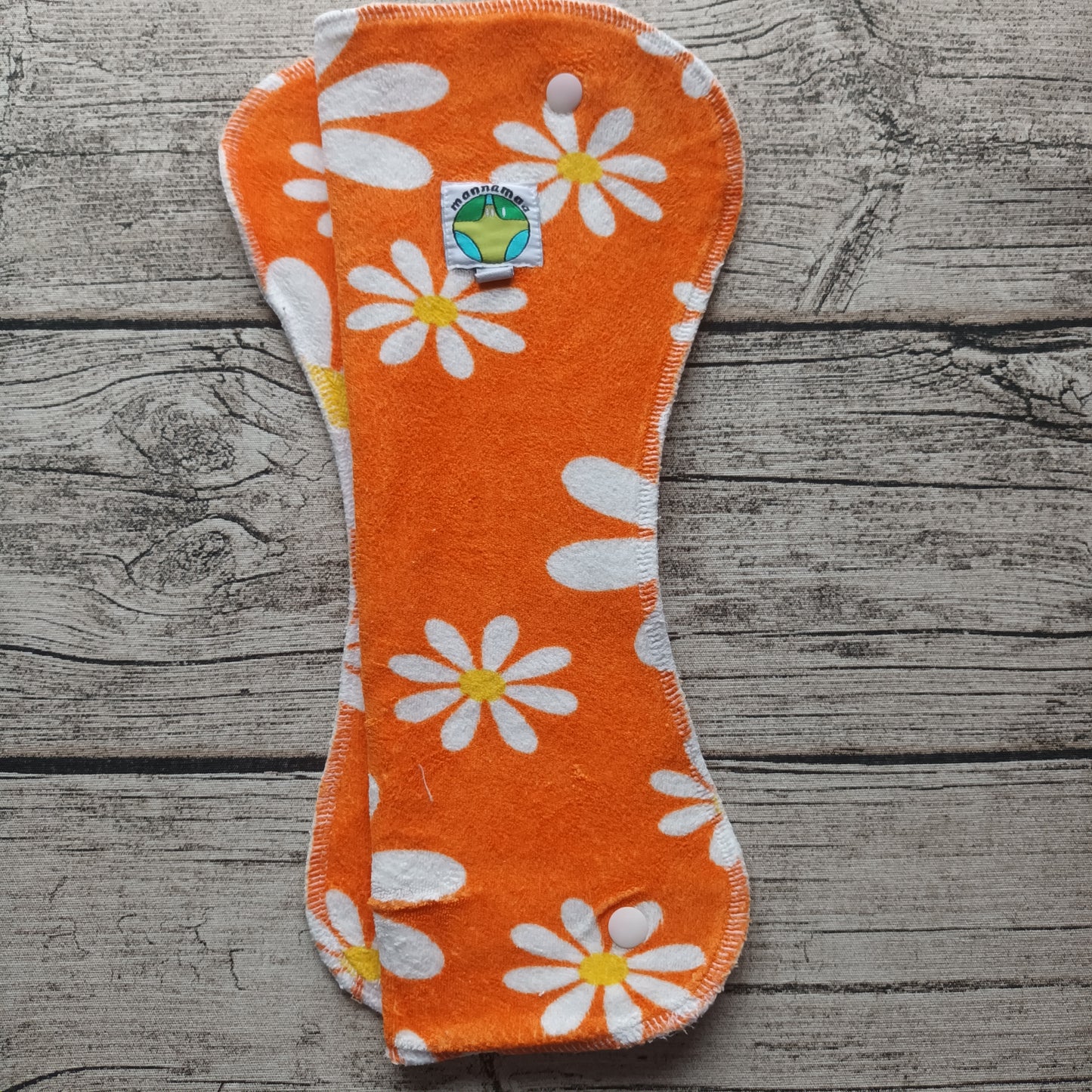 Kirppis: MannaMaa - Perhostaittoimu (M) ja (L)