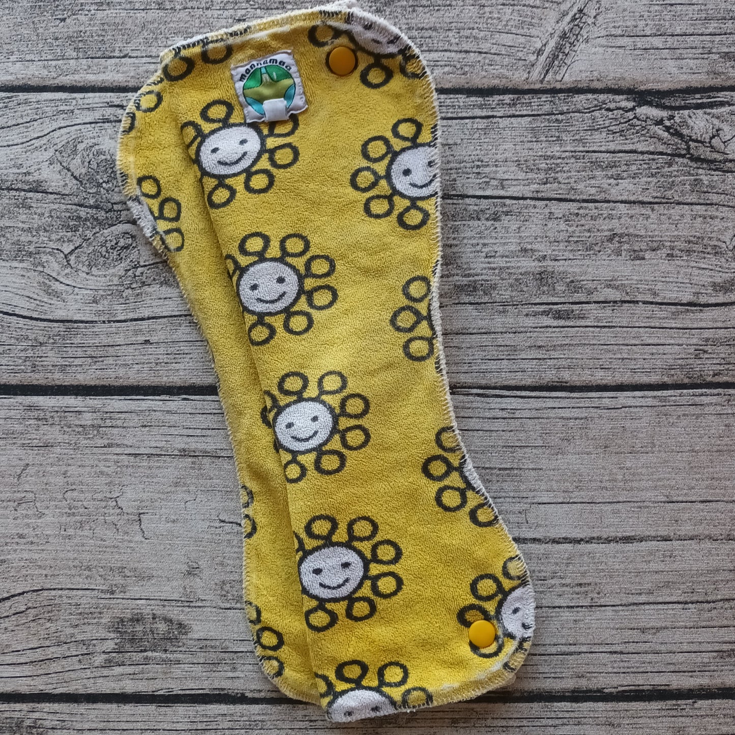 Kirppis: MannaMaa - Perhostaittoimu (M) ja (L)