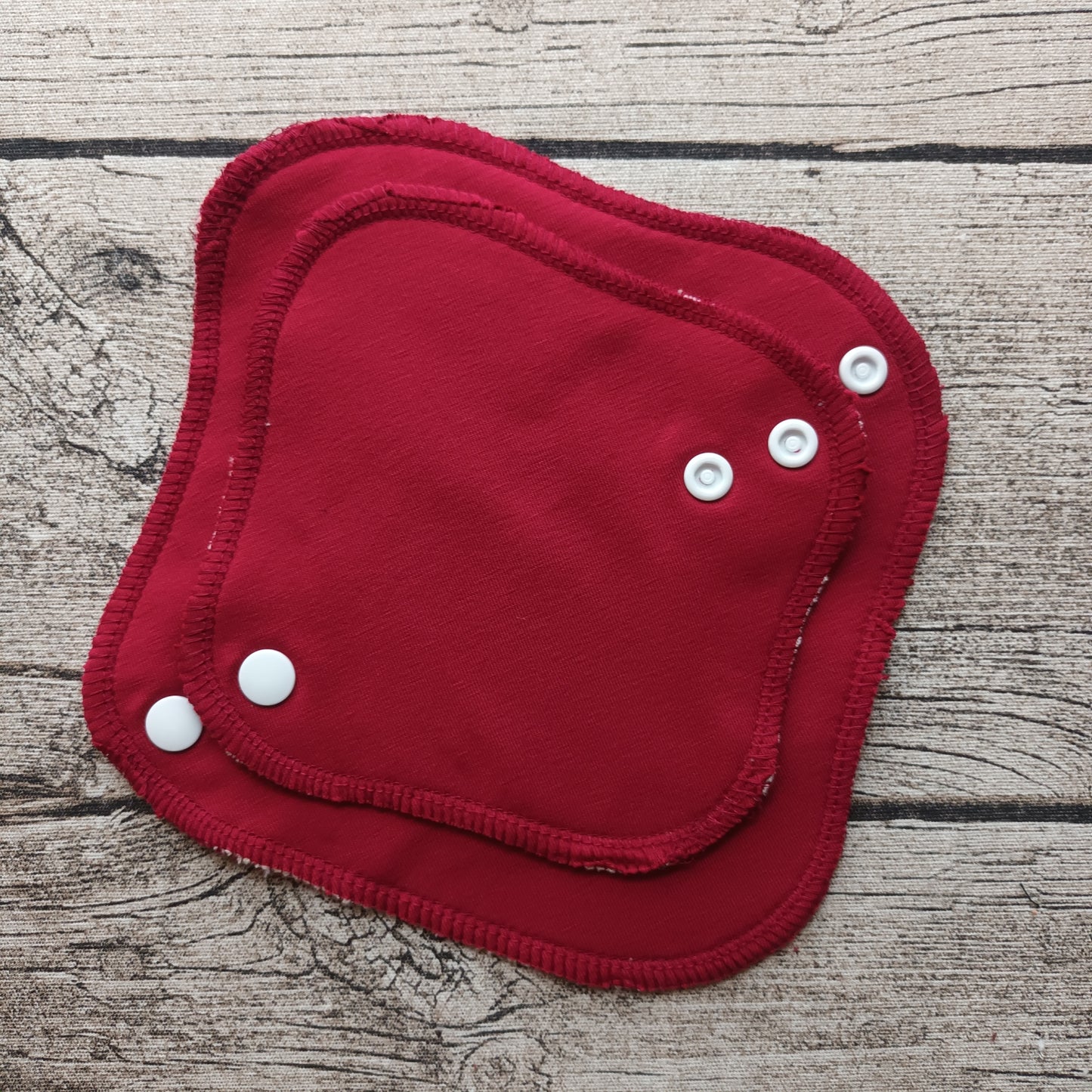 Noenea - Kosteussuluton pikkuhousunsuoja MINI - Karpalo