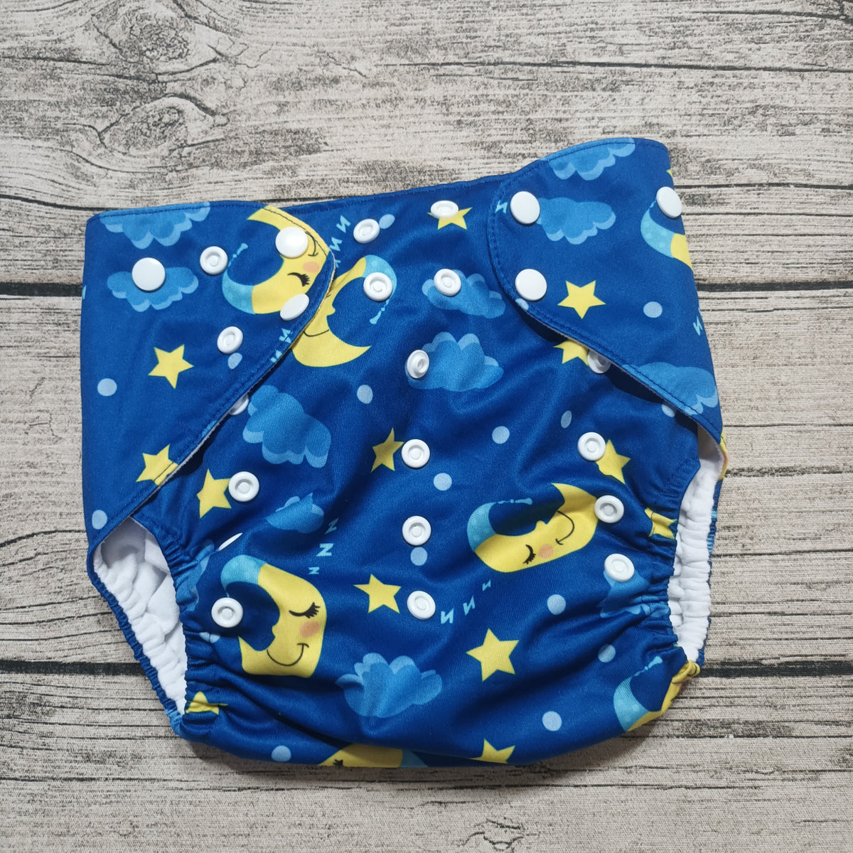 Kirppis: Alva baby - taskuvaippa (XL)